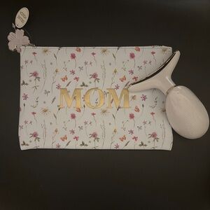 Floral MOM Pouch with Facial Roller, NEW, 2 pc. Set.